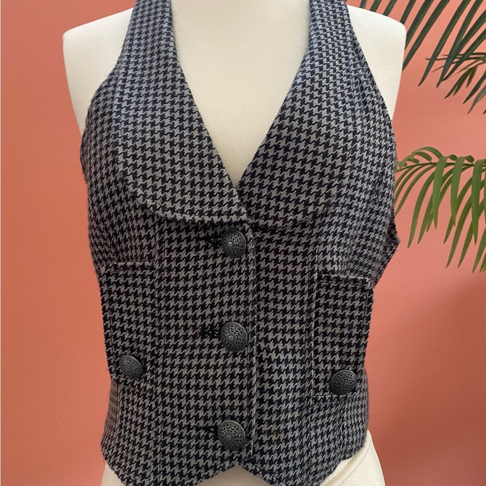 Black and Grey Crop Vest With T Back